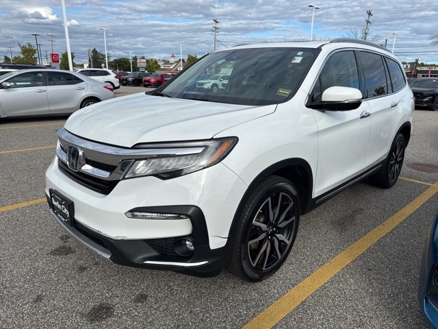2021 Honda Pilot Touring photo 3