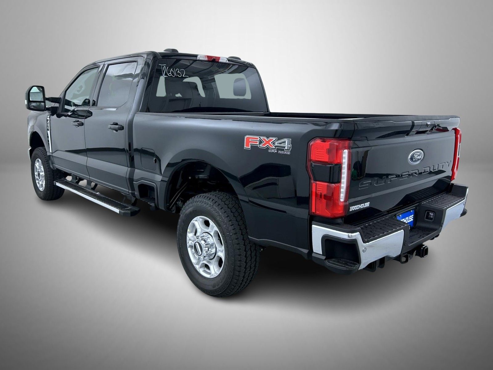 2026 Ford F-250 photo 7