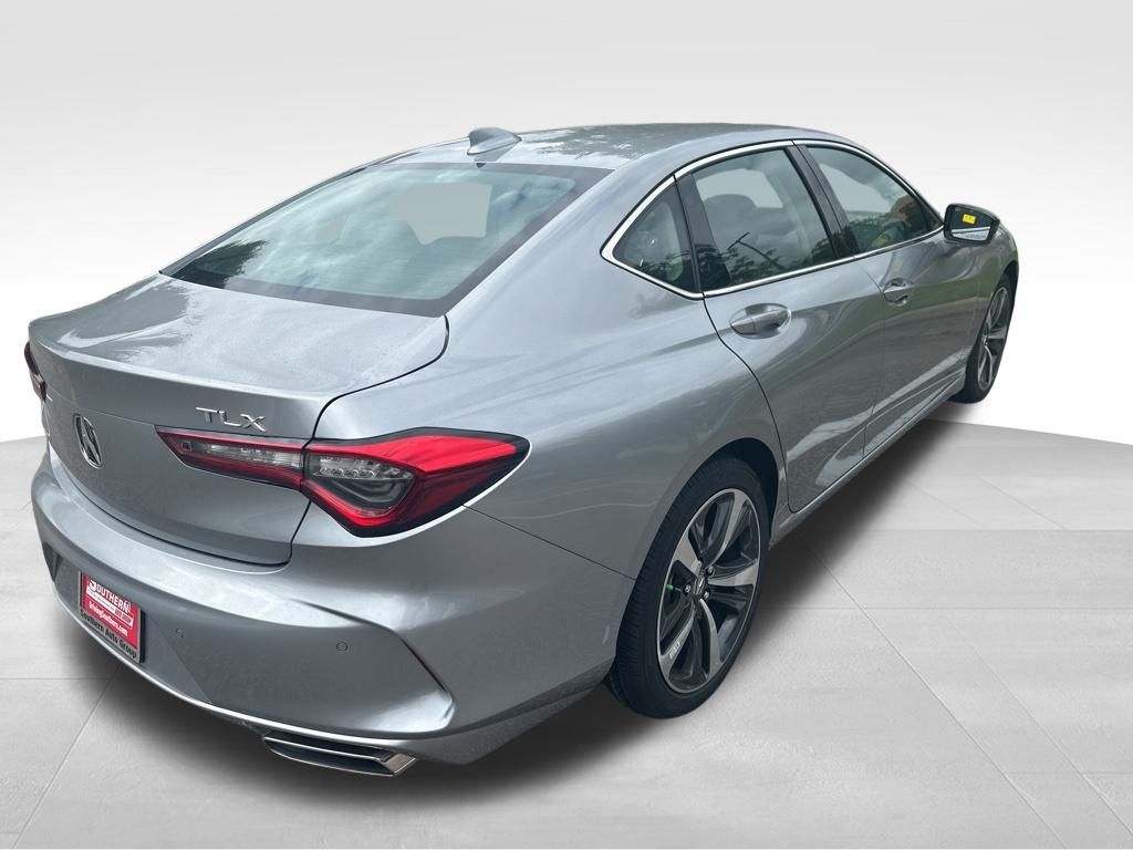2025 Acura TLX Technology photo 5