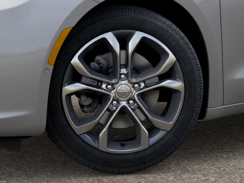 2026 Chrysler Pacifica Pinnacle photo 4