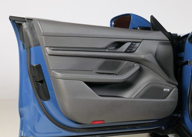 2022 Porsche Taycan Cross Turismo 4 photo 23