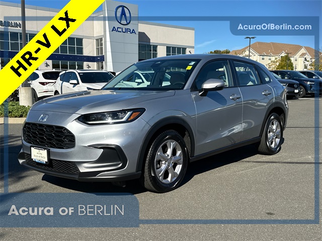 2025 Honda HR-V LX's photo