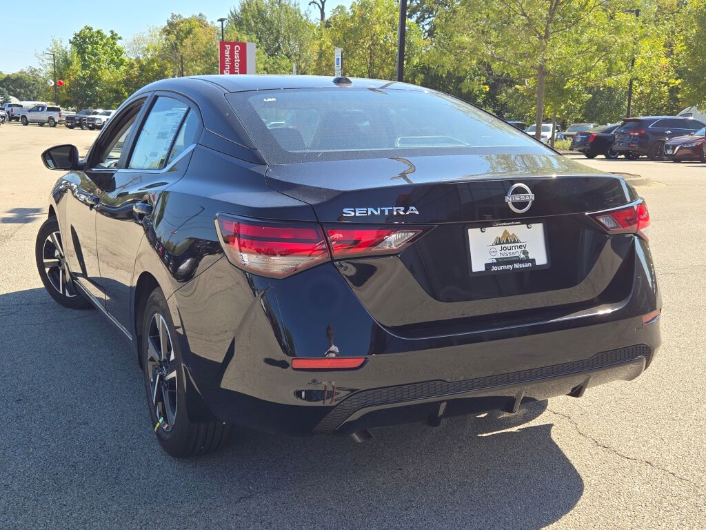 2025 Nissan Sentra SV photo 9