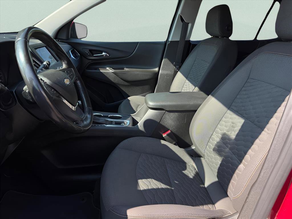 2021 Chevrolet Equinox LT photo 14