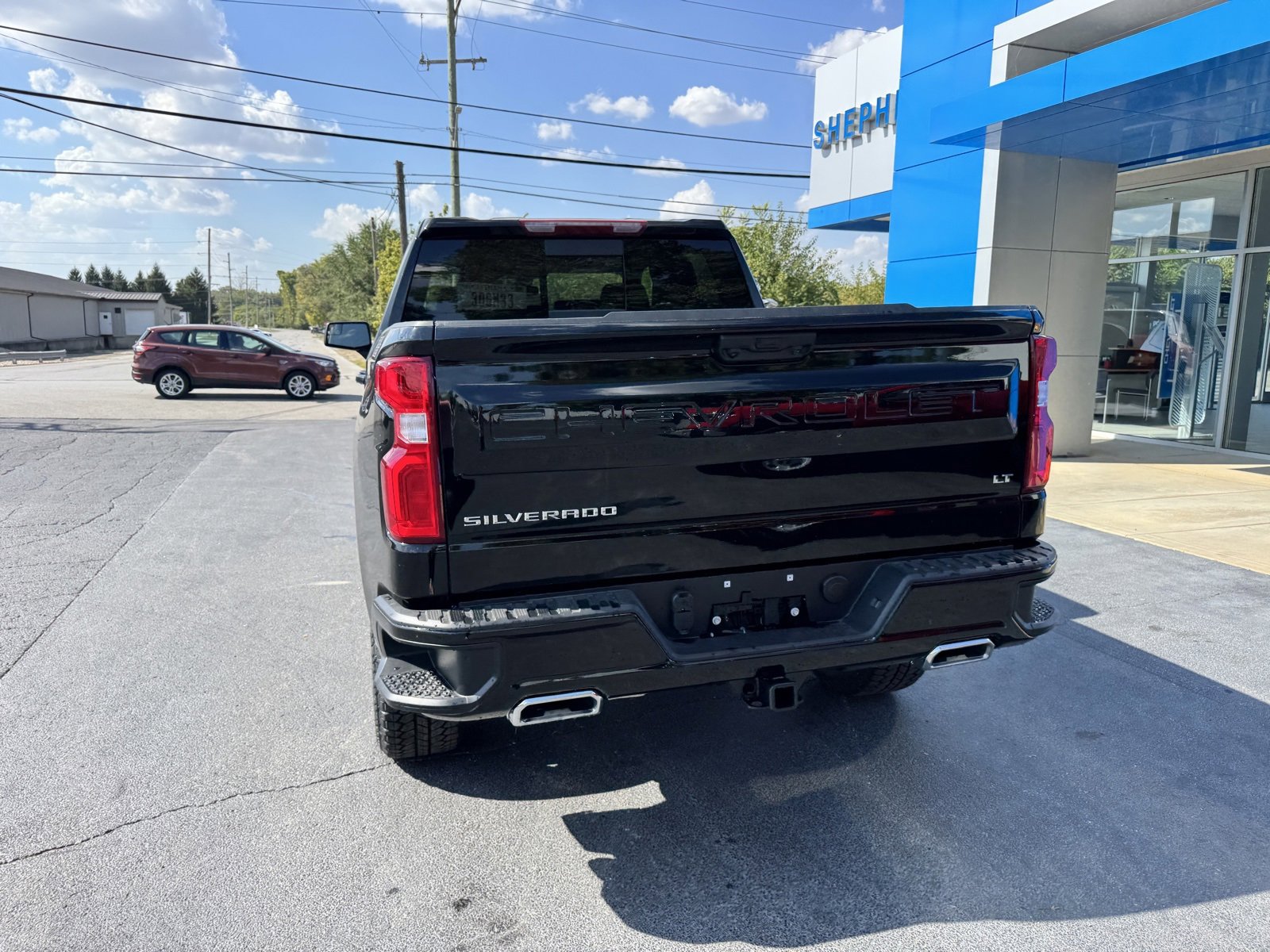 2026 Chevrolet Silverado 1500 LT Trail Boss photo 3