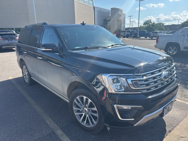 Used 2018 Ford Expedition Limited with VIN 1FMJU2AT2JEA25687 for sale in Apple Valley, Minnesota