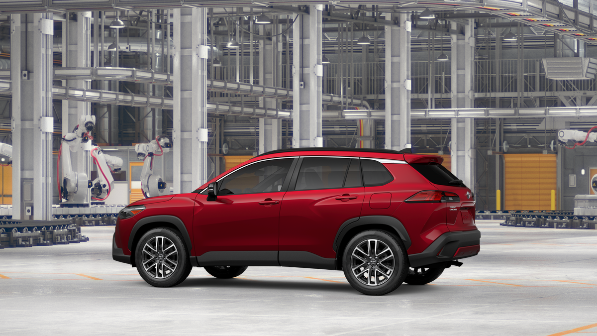 2026 Toyota Corolla Cross XLE photo 4