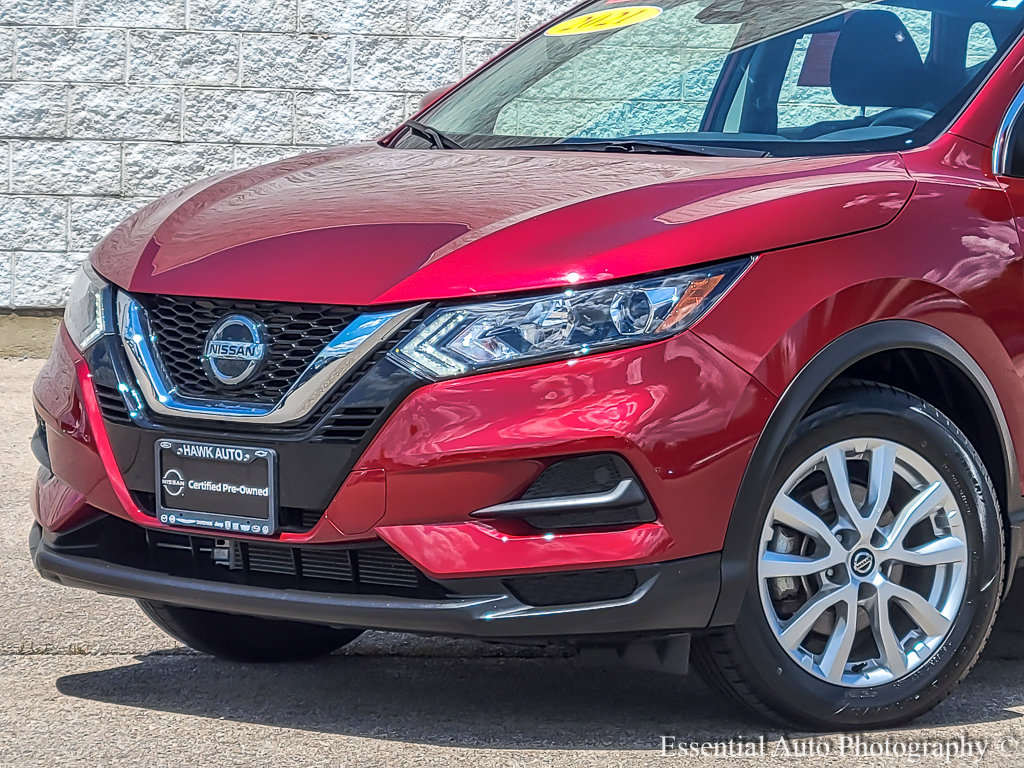 2021 Nissan Rogue Sport S photo 2