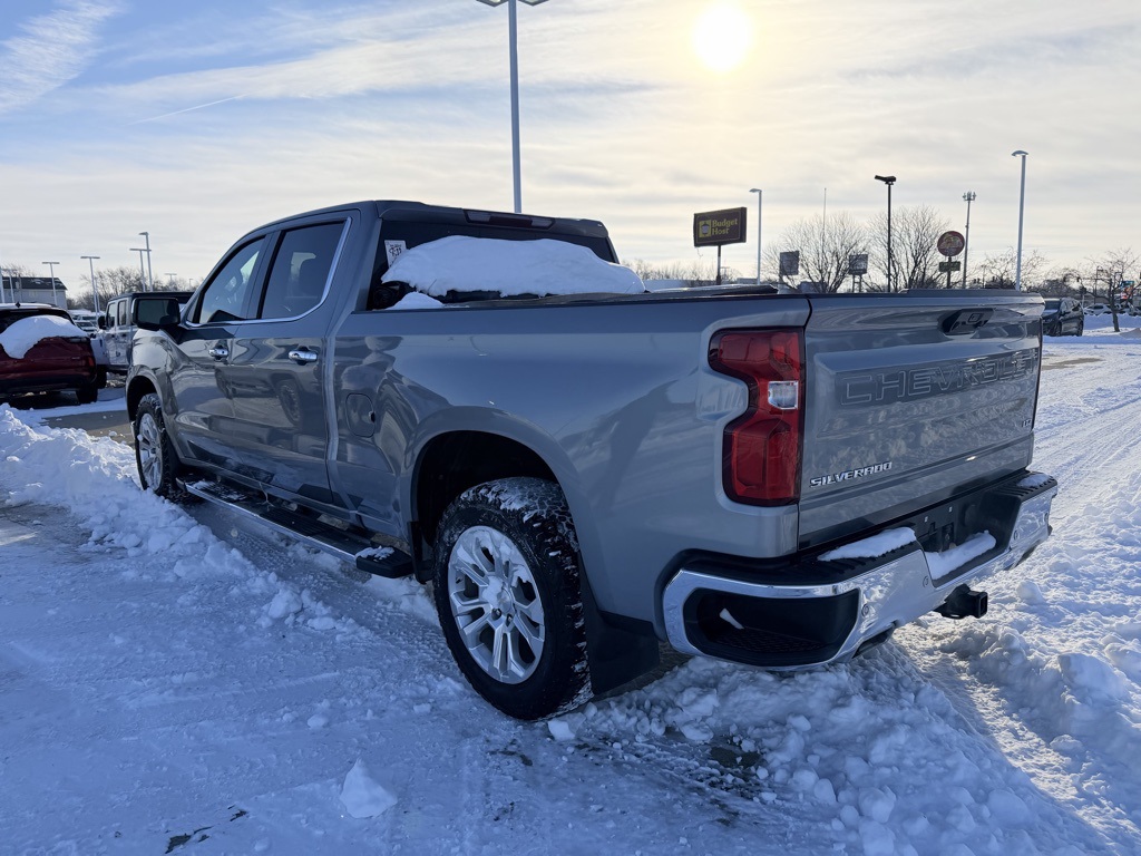 2024 Chevrolet Silverado 1500 LTZ photo 4