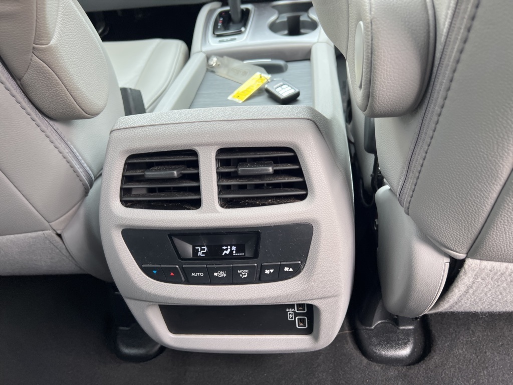 2019 Honda Pilot EX-L photo 16