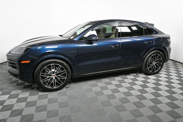 2026 Porsche Cayenne E-Hybrid Coupe photo 2