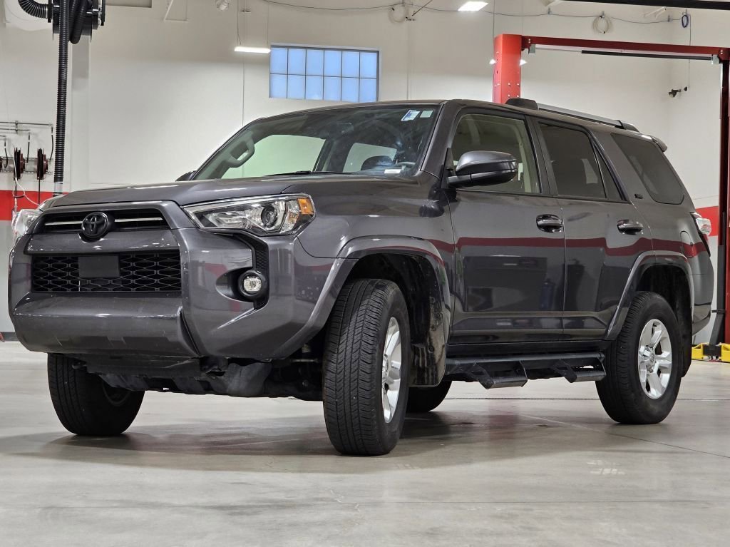 2023 Toyota 4Runner SR5 photo 4
