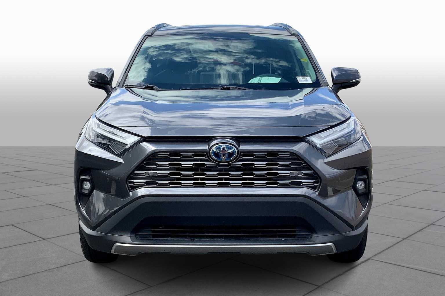 2023 Toyota RAV4 Hybrid Limited photo 3