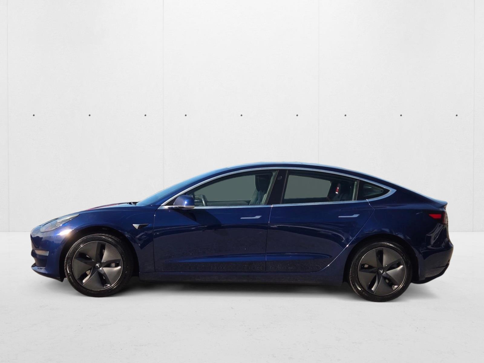 2019 Tesla Model 3 Standard Range Plus photo 8