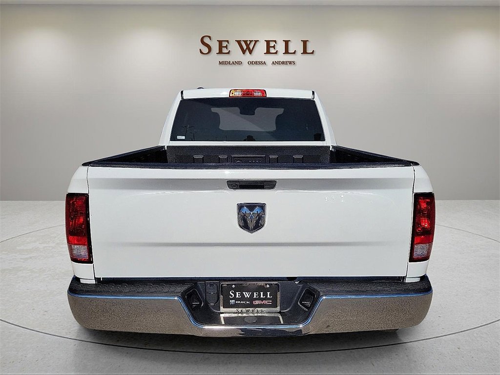 2021 Ram 1500 Classic Tradesman photo 4