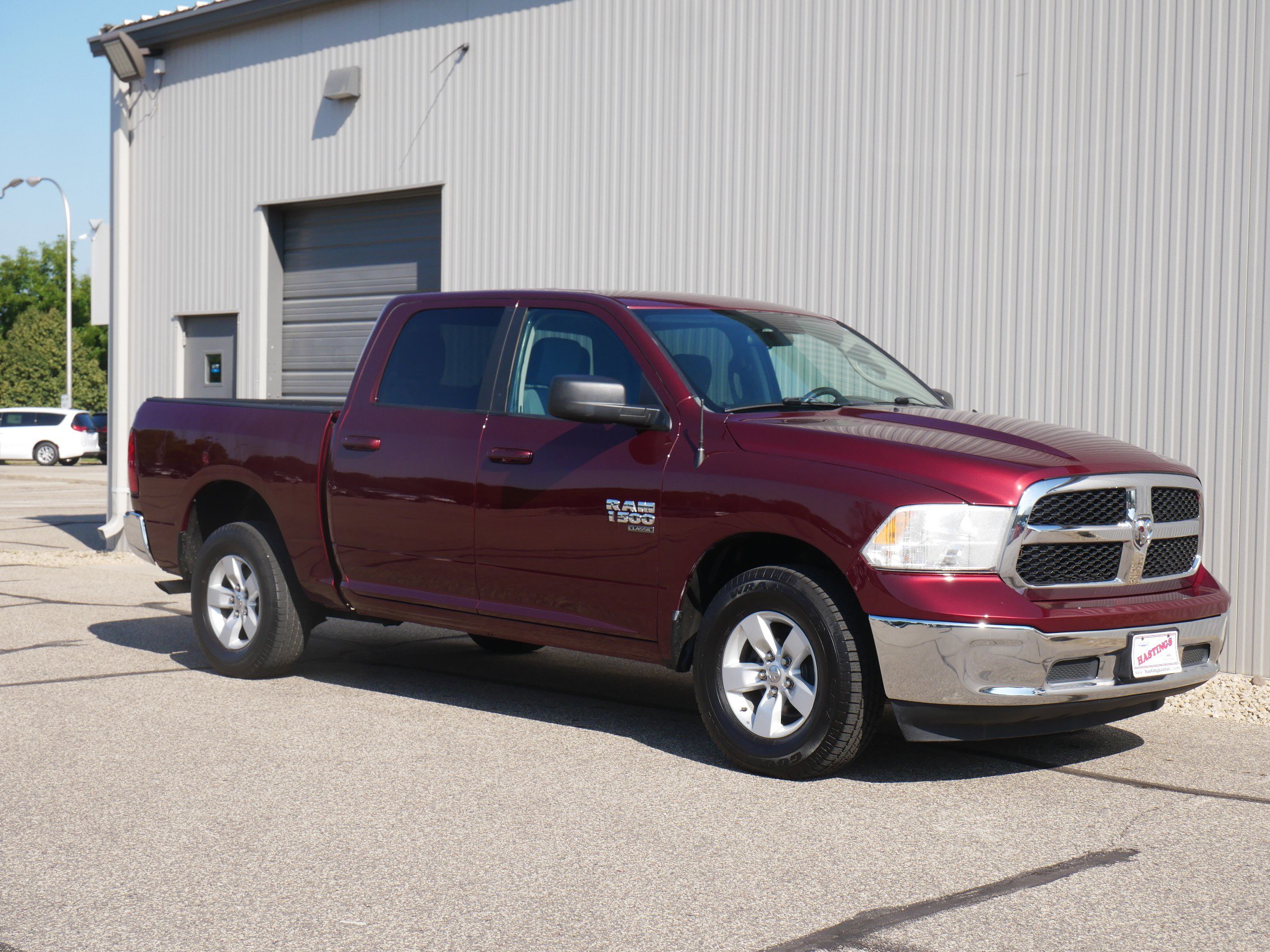 2021 Ram 1500 Classic SLT photo 7