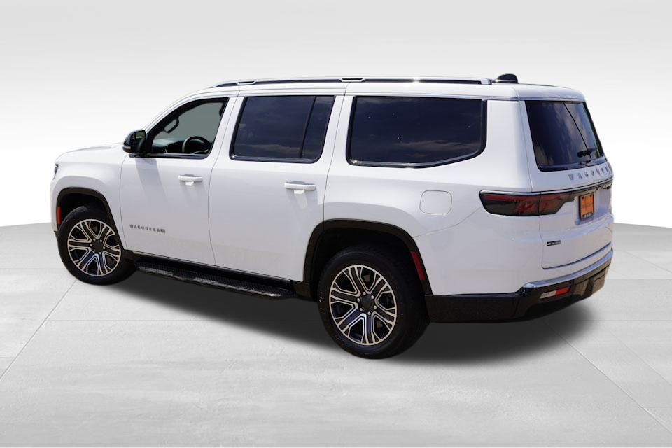 2024 Jeep Wagoneer Series II photo 8