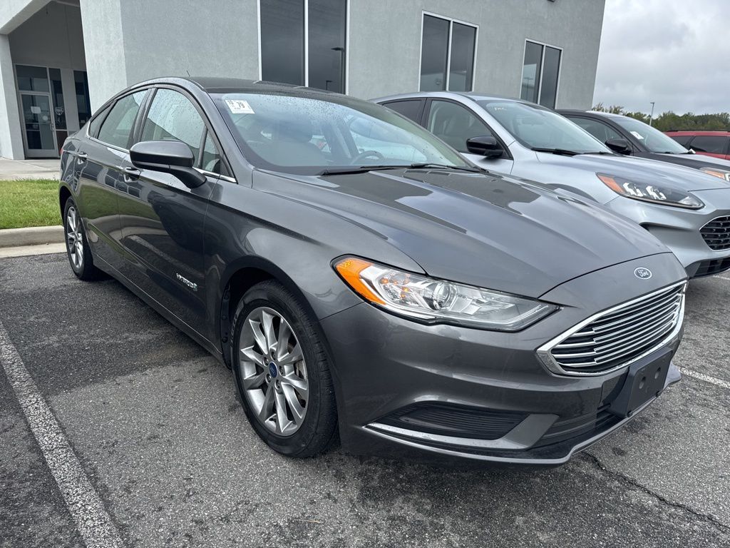2017 Ford Fusion Hybrid S photo 2