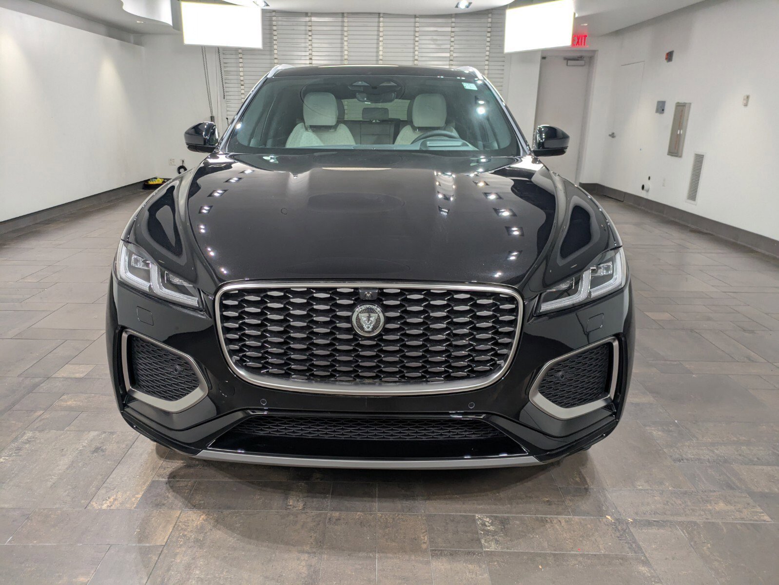 2026 Jaguar F-PACE P250 R-Dynamic S photo 2