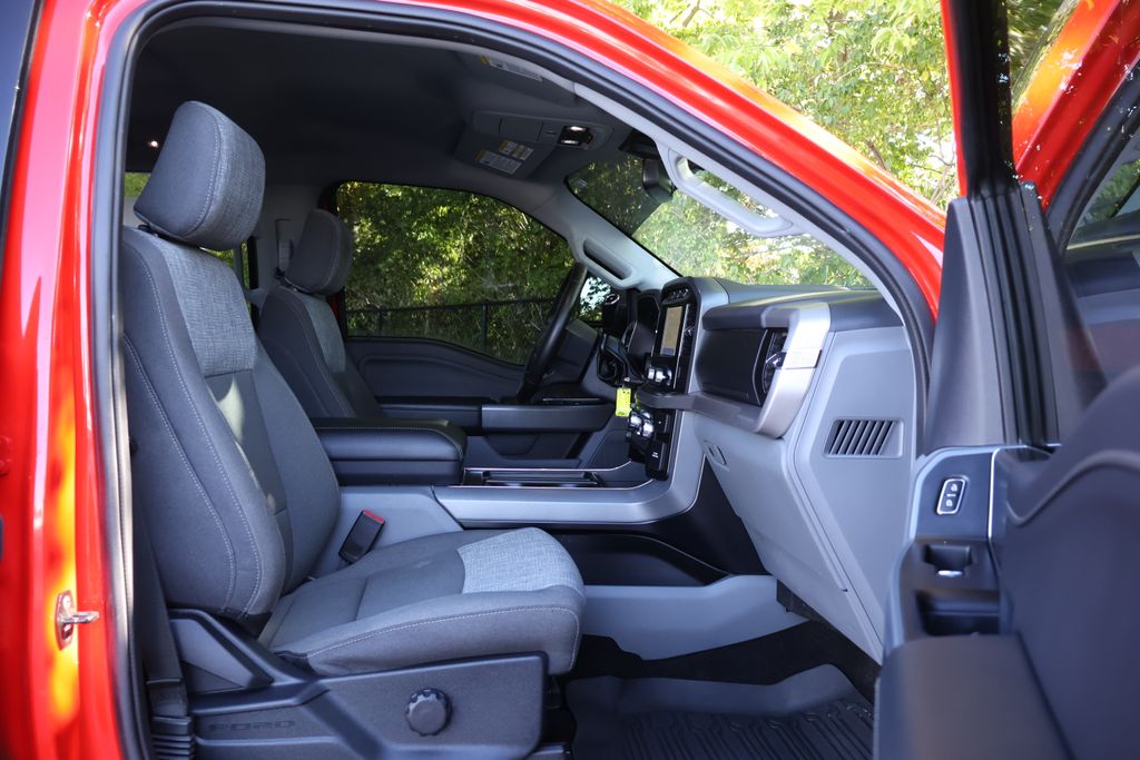 2023 Ford F-150 XLT photo 39