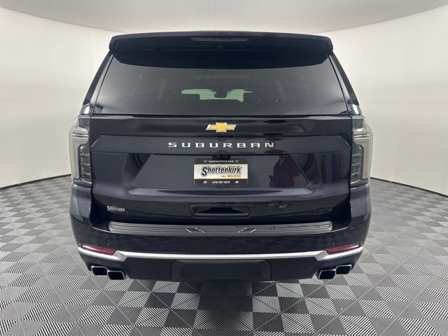 2026 Chevrolet Suburban High Country photo 3