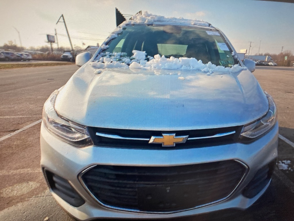 Used 2019 Chevrolet Trax LT with VIN KL7CJPSB5KB922818 for sale in Lockport, NY