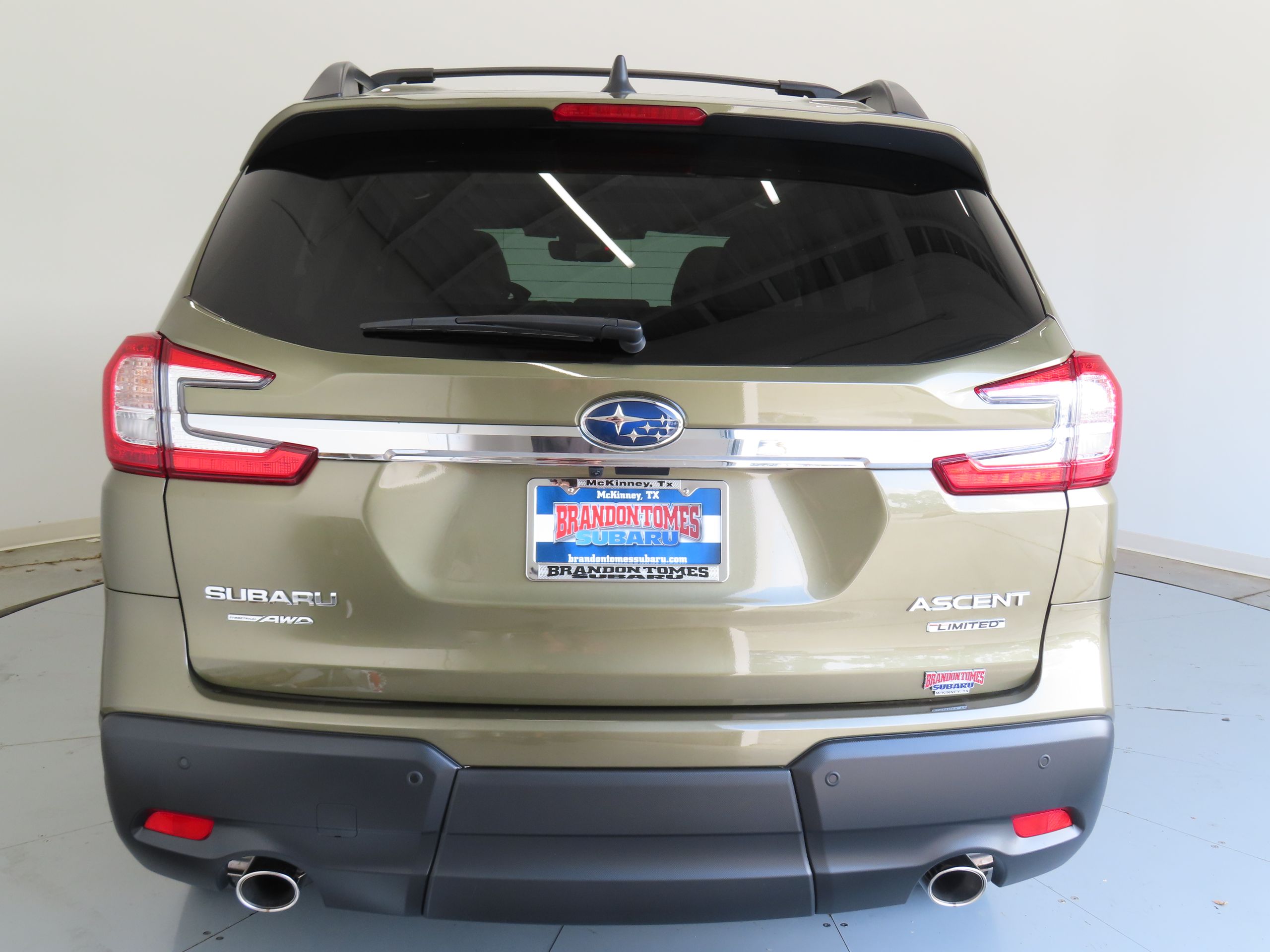 2025 Subaru Ascent Limited photo 4