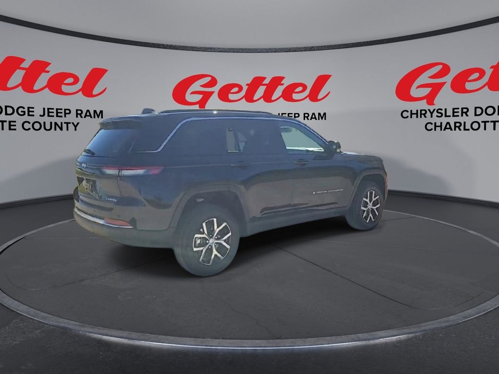 2025 Jeep Grand Cherokee Limited photo 3