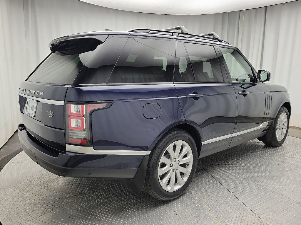 2017 Land Rover Range Rover SuperCharged HSE photo 4
