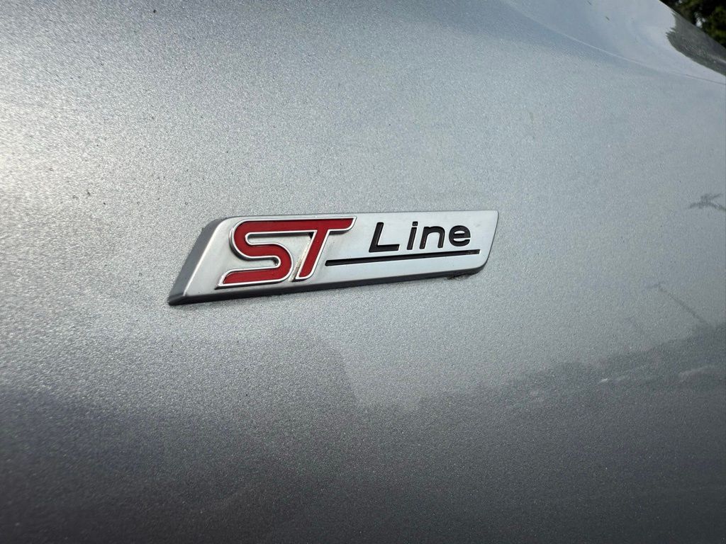 2023 Ford Escape ST-Line photo 10