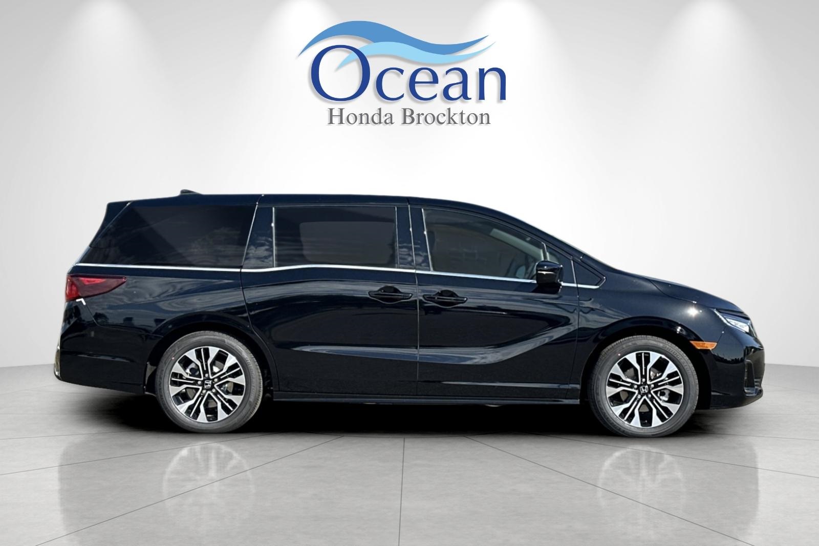 2026 Honda Odyssey Elite photo 6