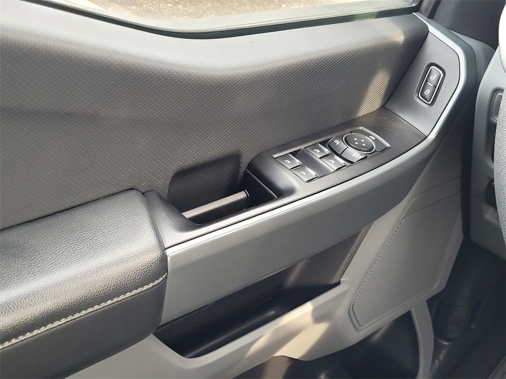 2023 Ford F-150 XLT photo 29