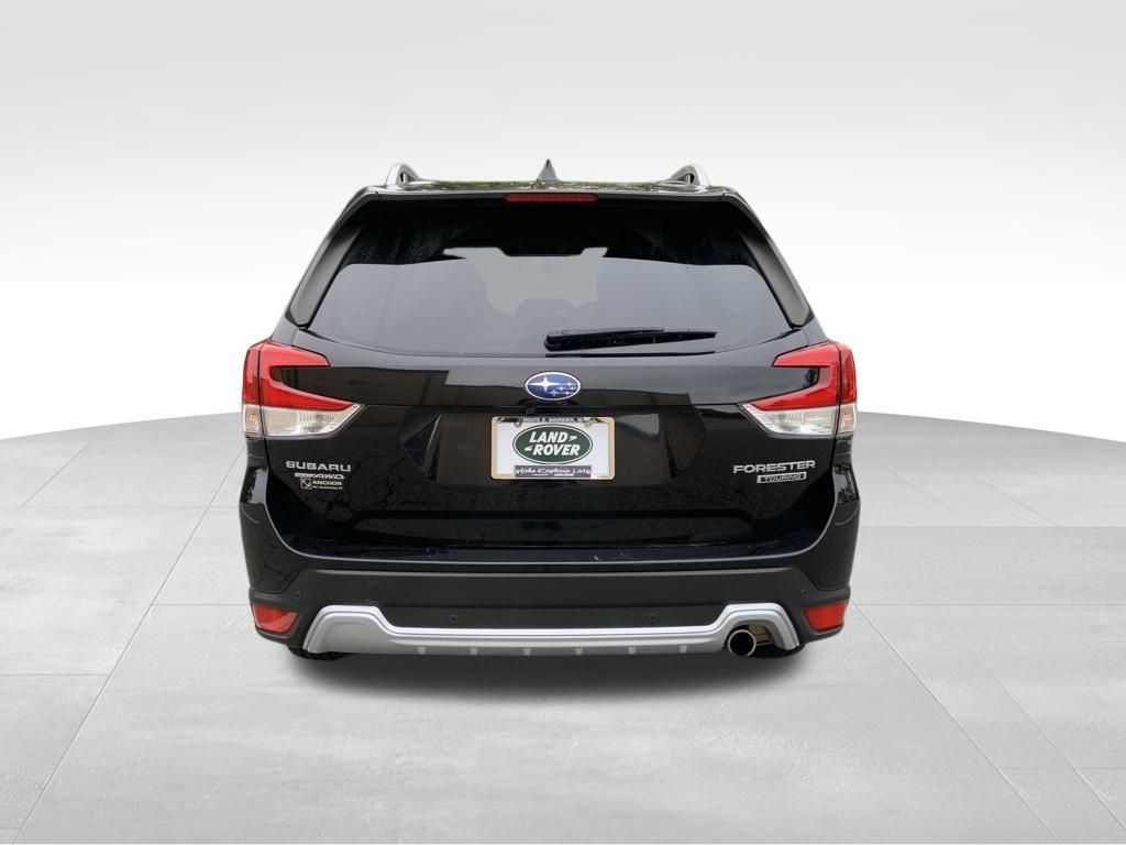 2023 Subaru Forester Touring photo 4