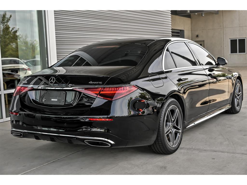 2024 Mercedes Benz S 4MATIC 580 photo 8