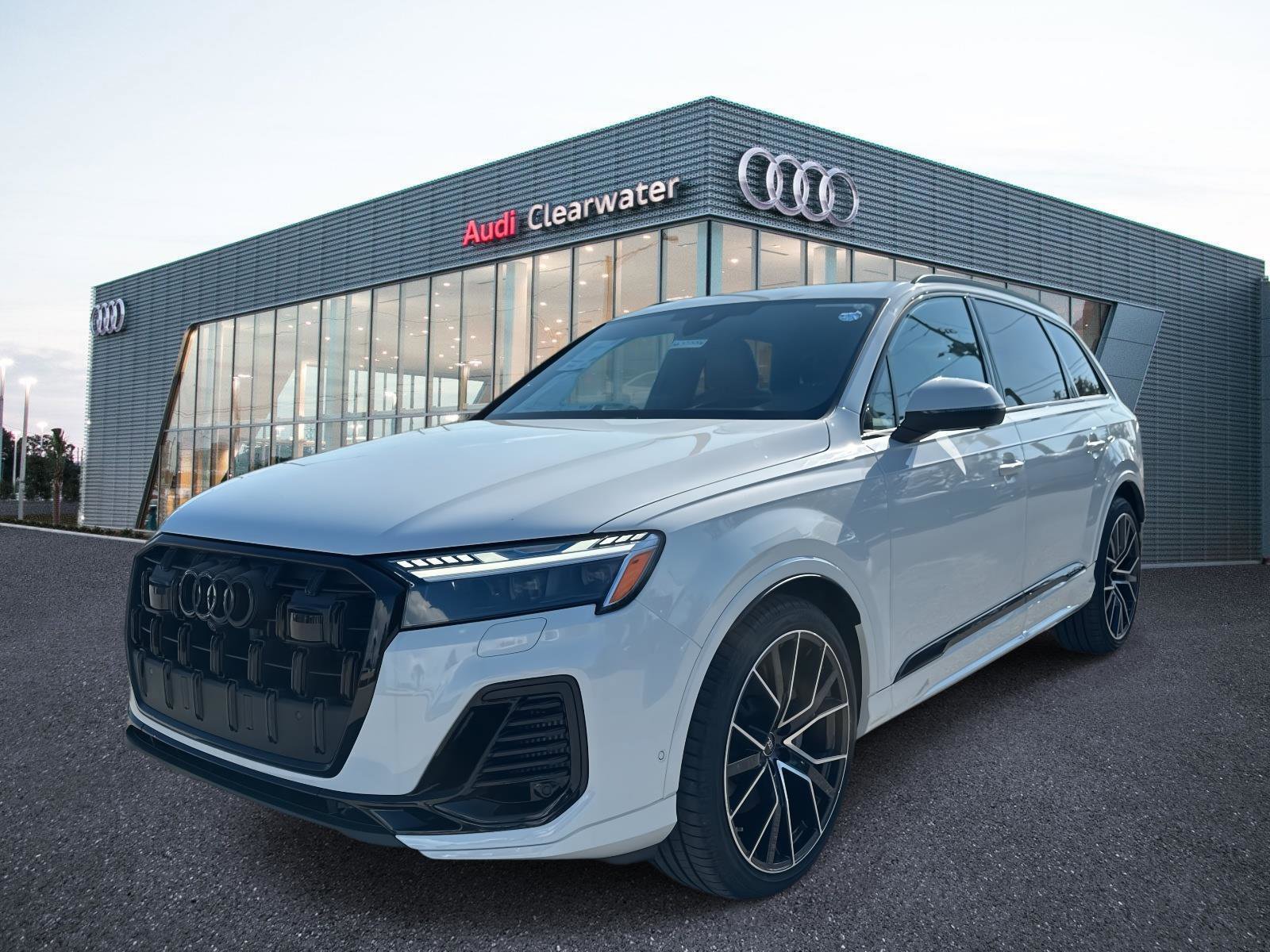2025 Audi Q7 Prestige's photo