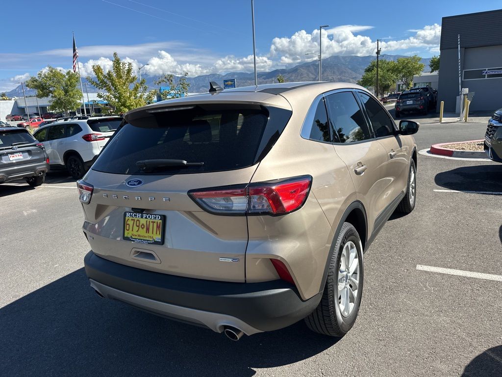 2020 Ford Escape SE photo 7