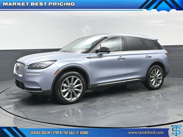 2022 Lincoln Corsair Base