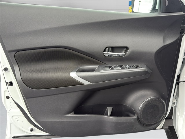 2024 Nissan Kicks SV photo 22