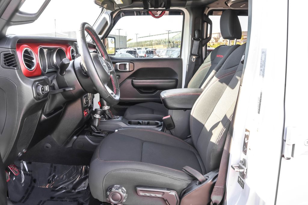 2021 Jeep Gladiator Rubicon photo 4