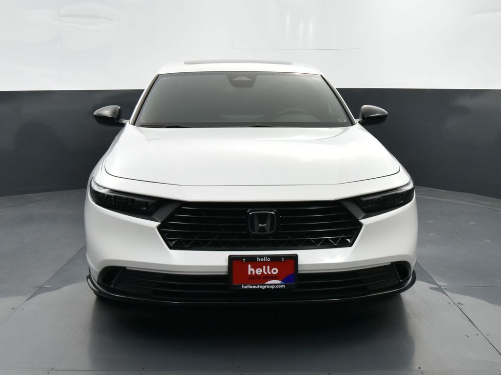 2024 Honda Accord Hybrid Sport-L photo 2