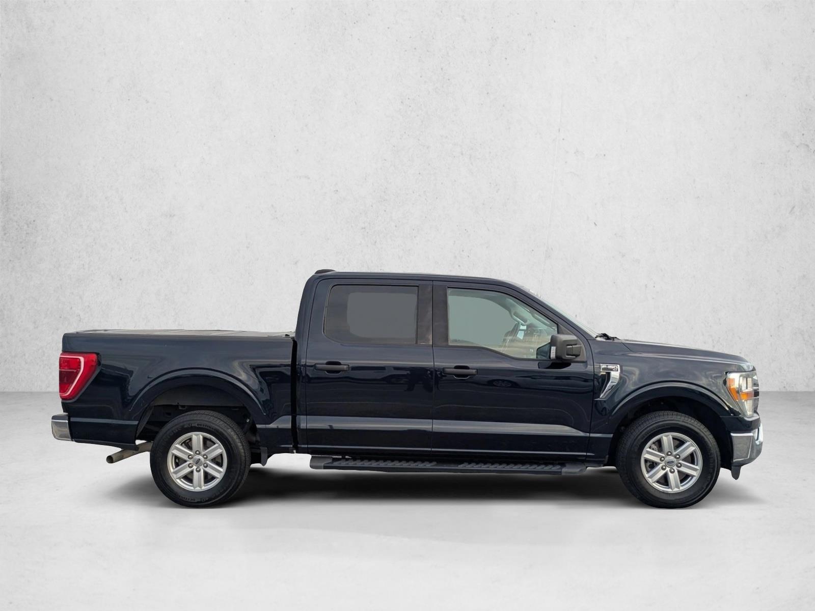 2021 Ford F-150 XLT photo 4