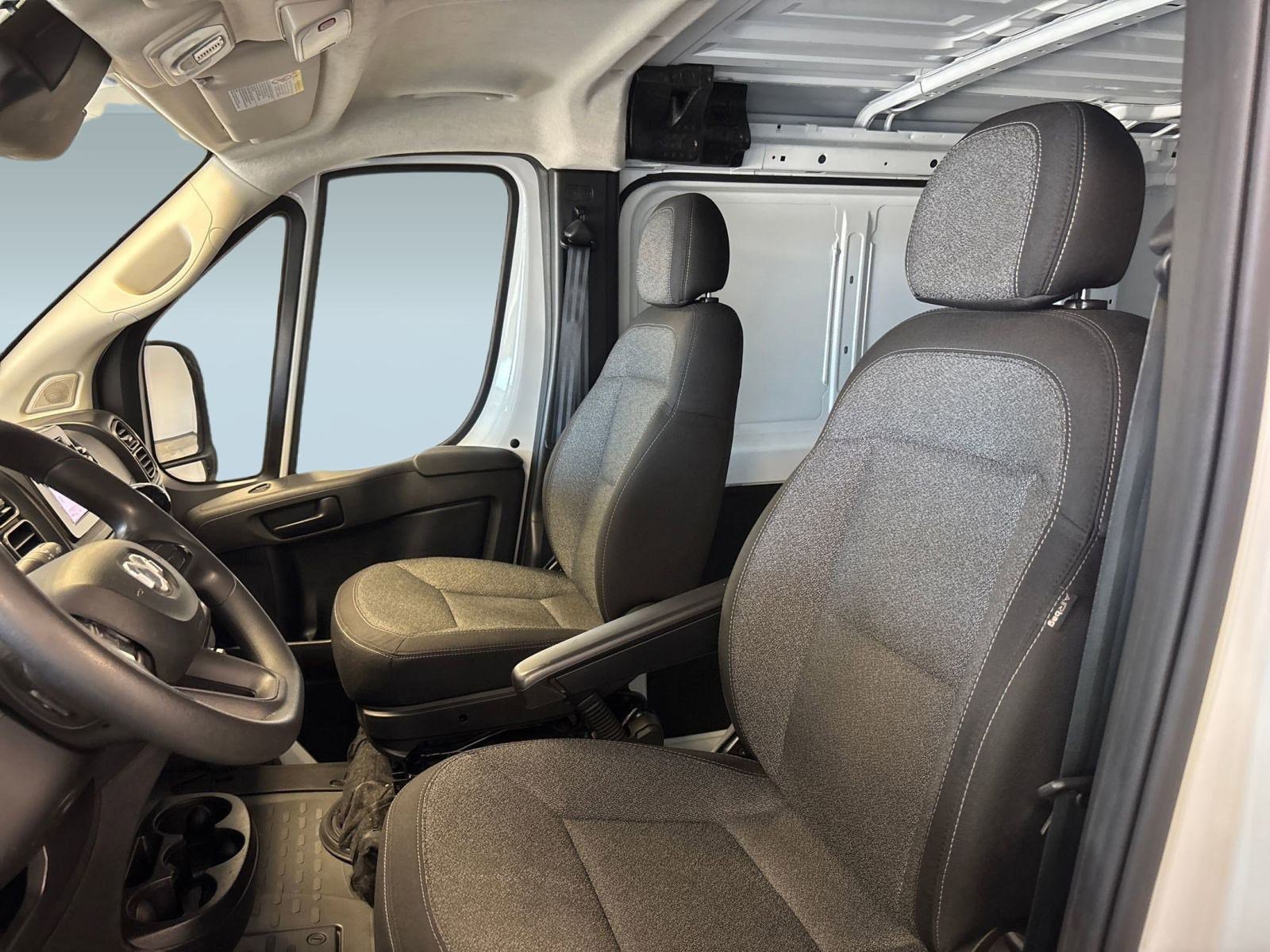 2024 Ram ProMaster 1500 Tradesman Cargo Van photo 4