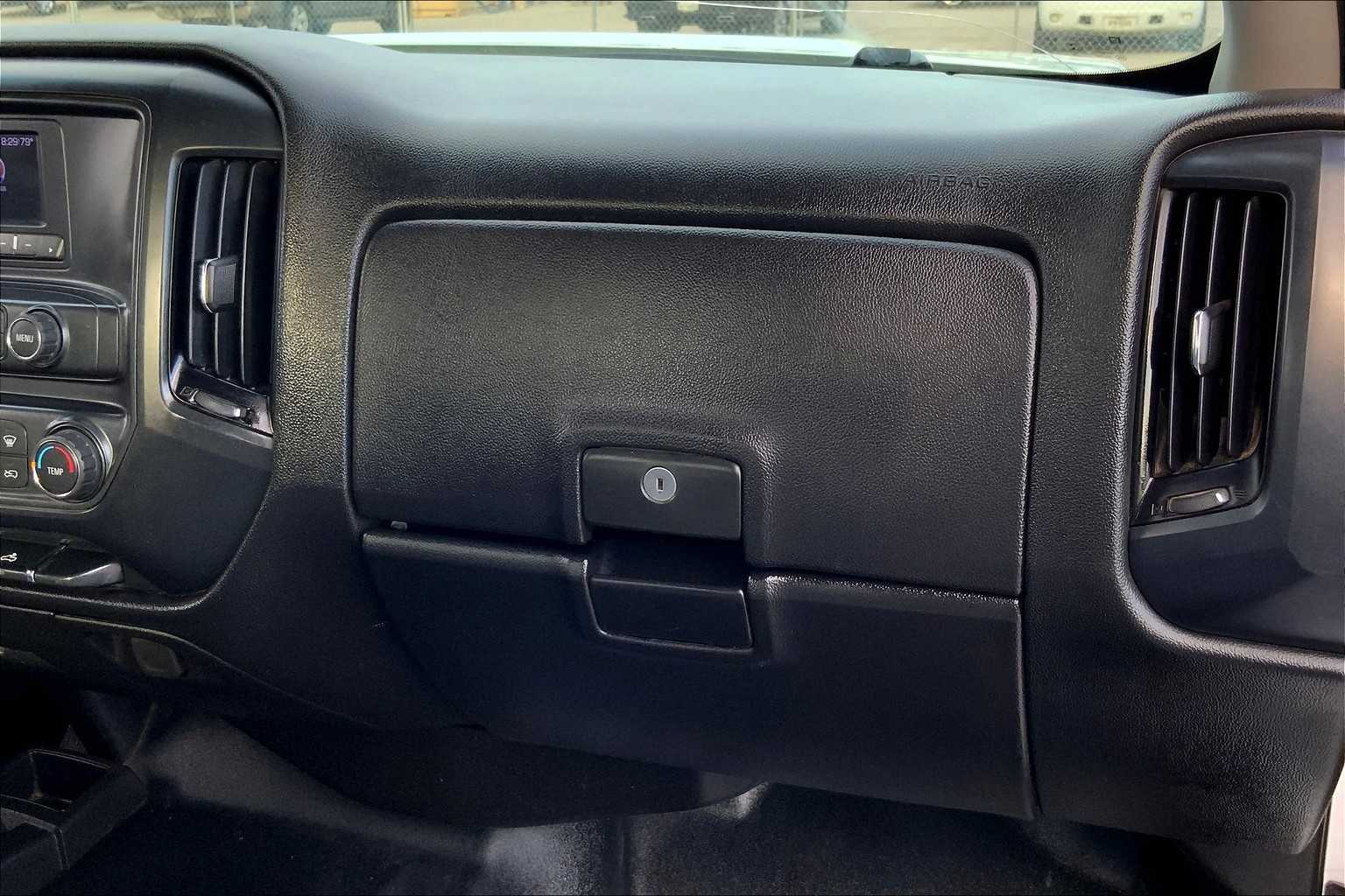 2017 Gmc Sierra Base photo 17