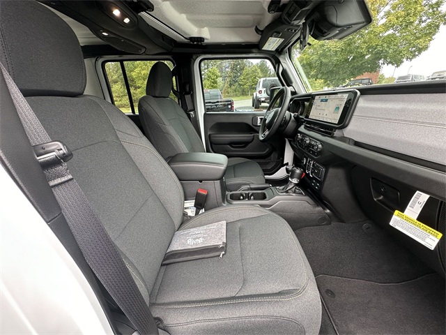 2024 Jeep Gladiator Sport S photo 13