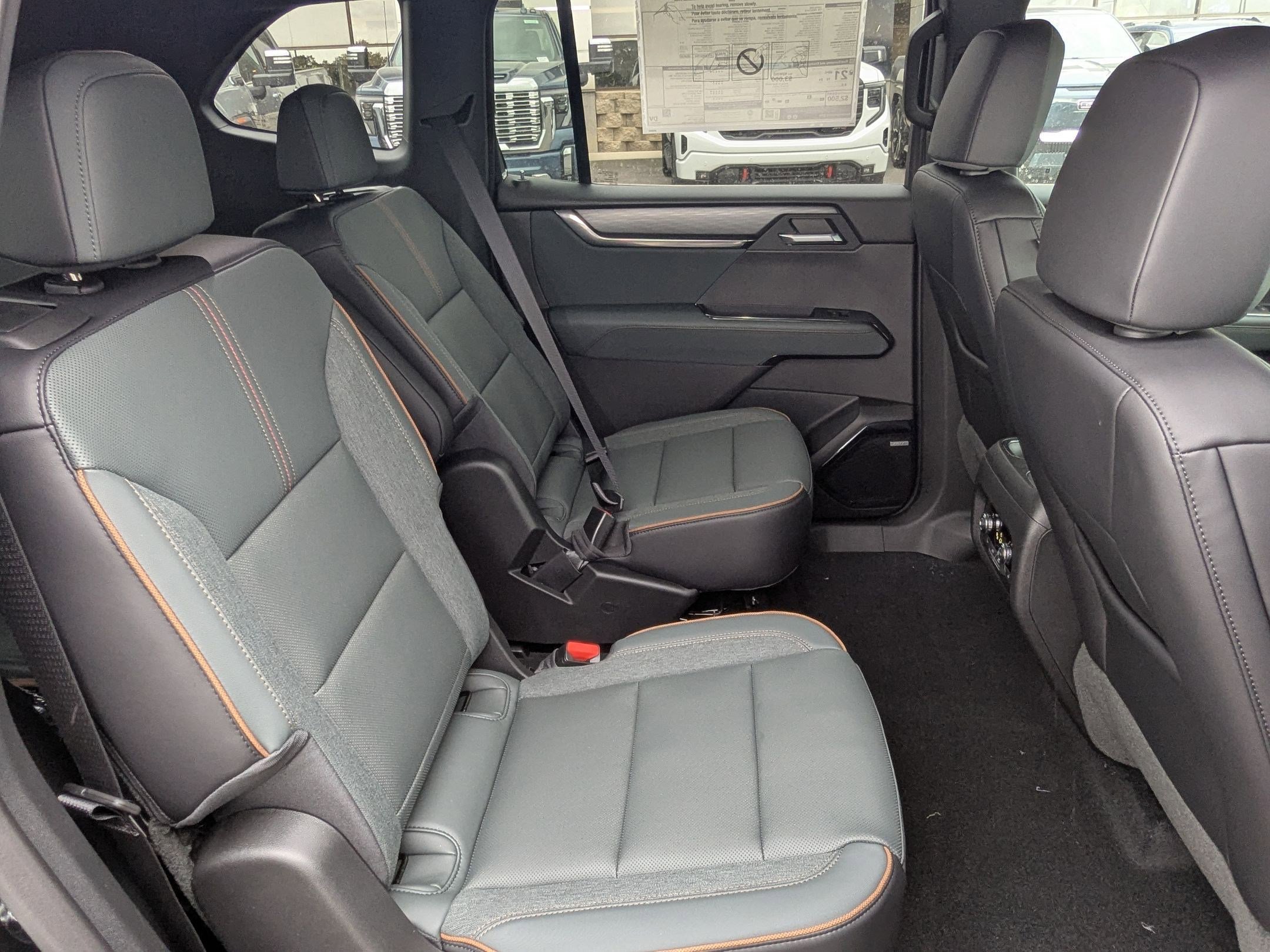 2025 Gmc Acadia AT4 photo 15
