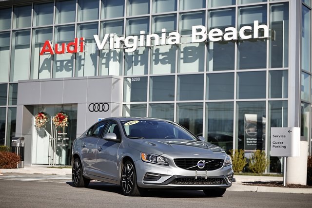 2017 Volvo S60 T5 Dynamic's photo