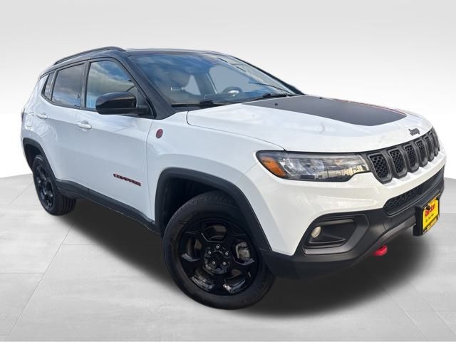 2023 Jeep Compass Trailhawk's photo
