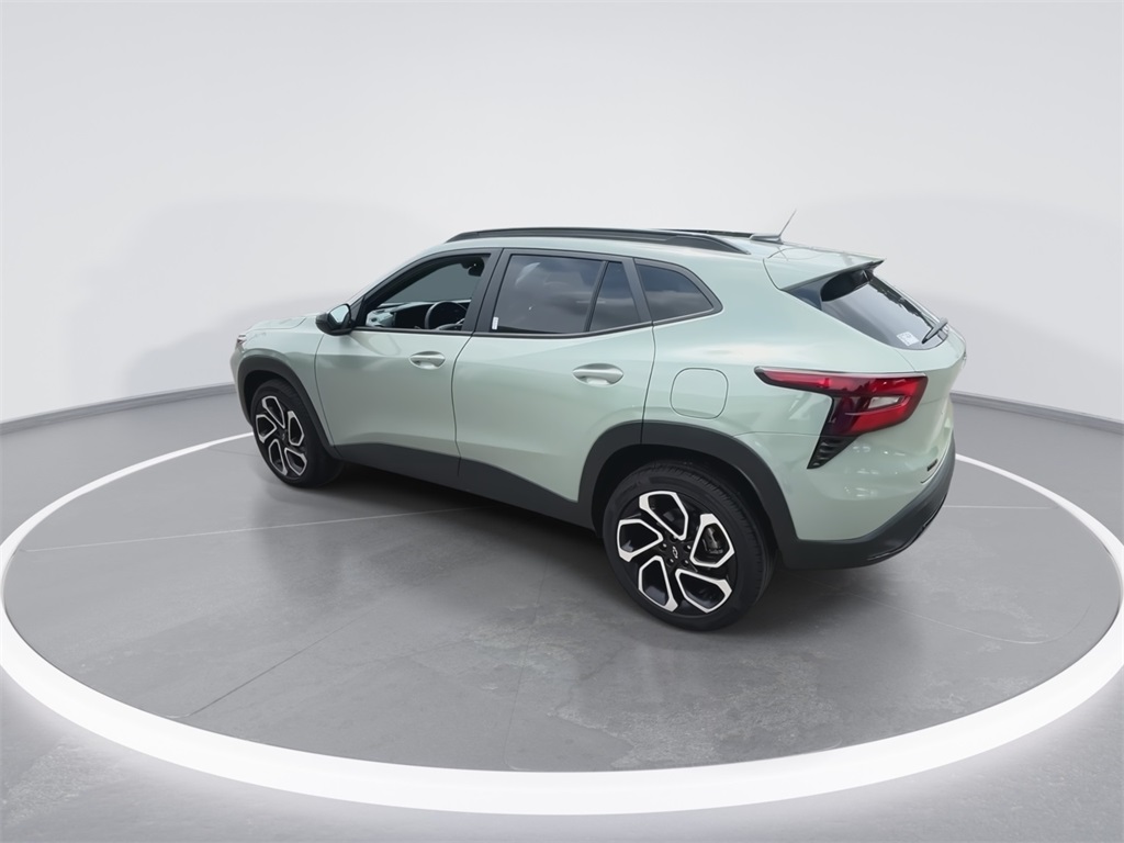 2024 Chevrolet Trax photo 6