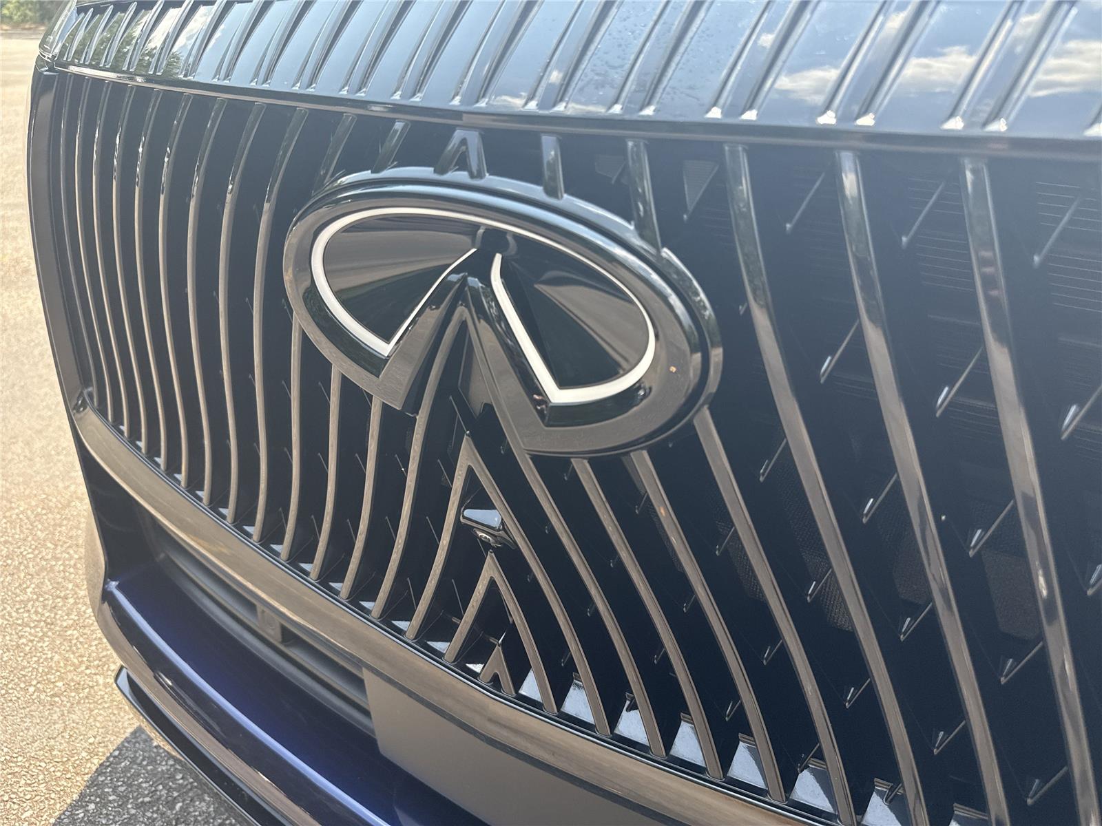 2025 Infiniti QX80 photo 30