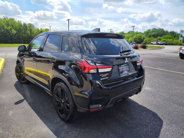 2025 Mitsubishi Outlander Sport LE photo 5